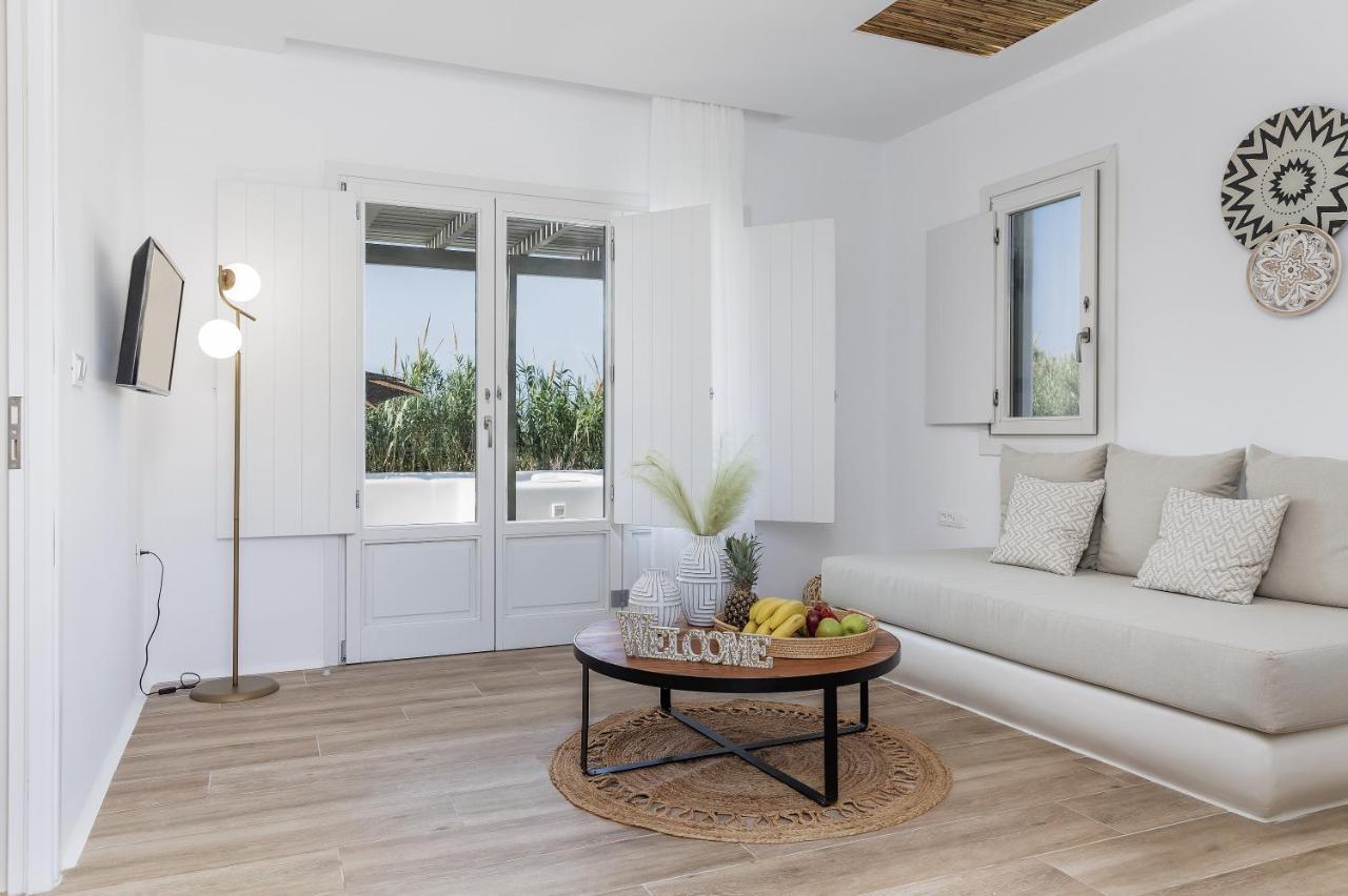 Arsenis Luxury Villas Плака Экстерьер фото